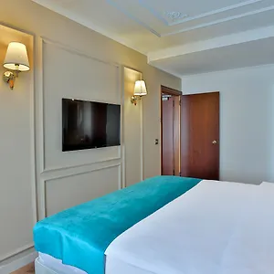 3* Hotel Orient Express & By Orka